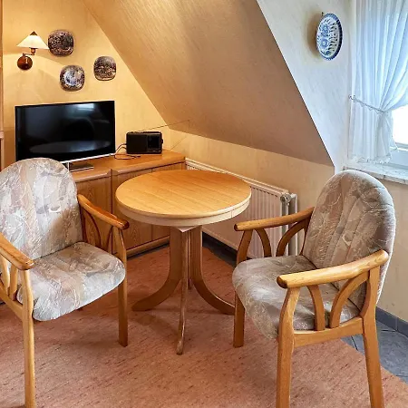 Haus *ueues Aran* Nr. 6 Апартаменты Небель